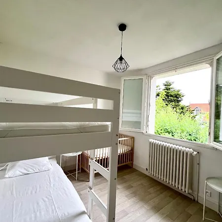Сasa de vacaciones Maison Calme Avec Cour Et Terrasse Proche Aiguillon - Parking - Fr-1-319-578 *